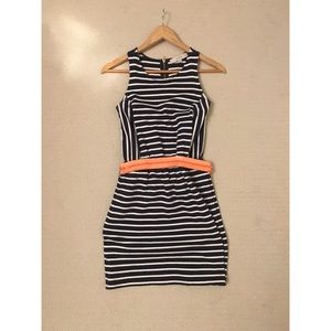Ann Taylor LOFT summer dress WITH belt