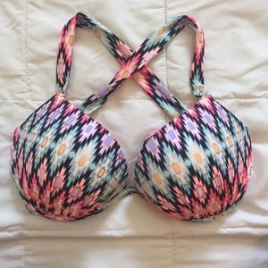 SOLD! 32DD Victoria's Secret top