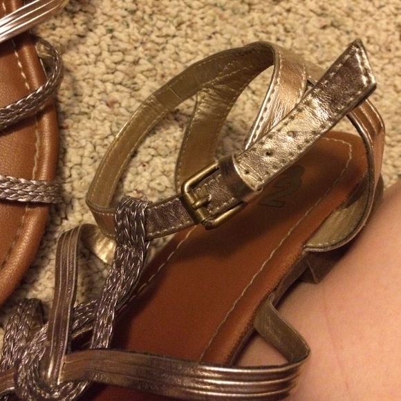 Sandals - Picture 4 of 4