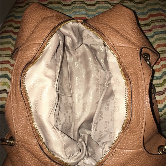 💯 Authentic Michael Kors shoulder handbag - Picture 2 of 3