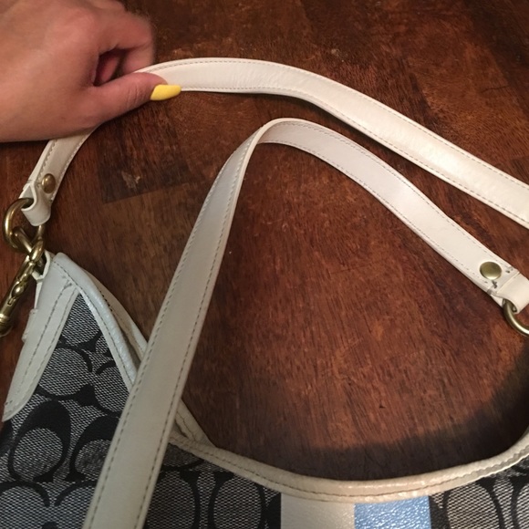 Coach bag crossbody and shoulder - Picture 2 of 3