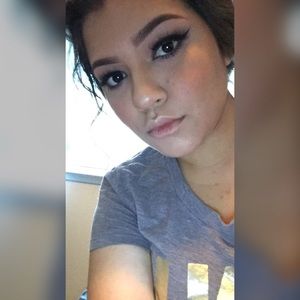 Meet your Posher, Aurora