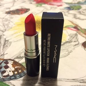MAC Retro Matte Lipstick 'Relentlessly Red' ❤️💋