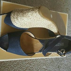 Micheal Kors wedge sandal