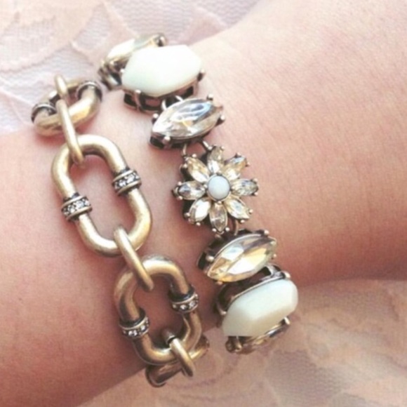 🆕 Statement Bracelet - Picture 3 of 3