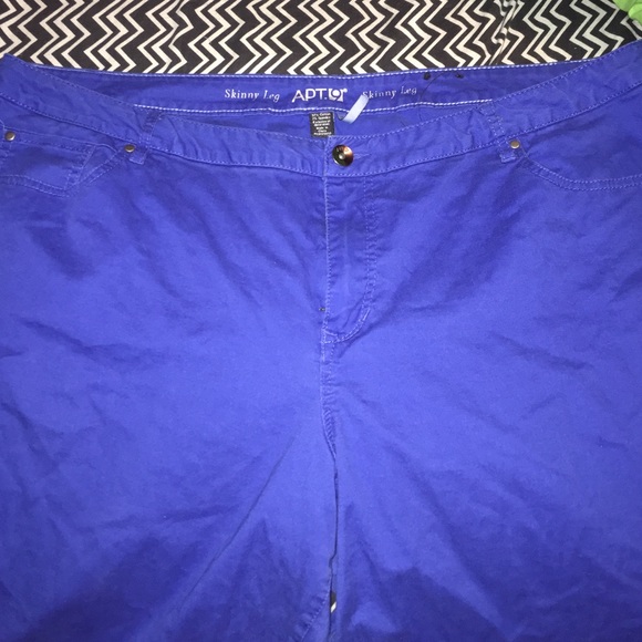 APT 9 true blue skinny jeans size 22w