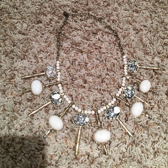 Beaded necklace