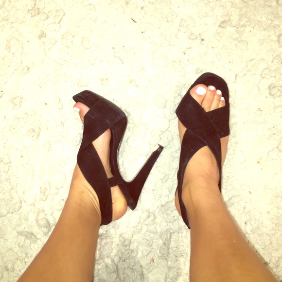 Diane von Furstenberg black strappy heels