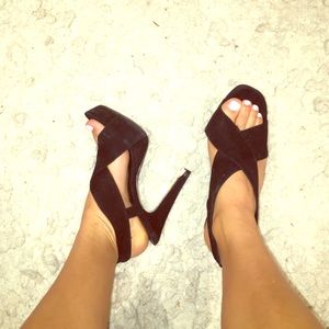 Diane von Furstenberg black strappy heels