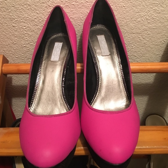 Rachel Roy-Fabulous pink heels