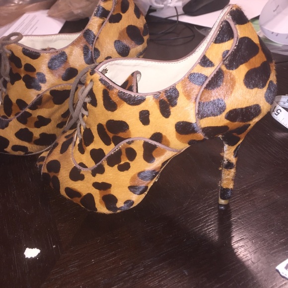 Schutz Pony hair booties - Picture 4 of 4