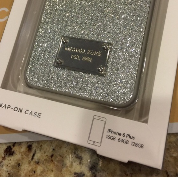 MK iPhone 6 plus case brand new with box - Picture 2 of 4