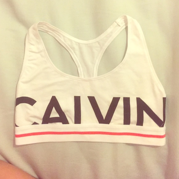 Sports bra
