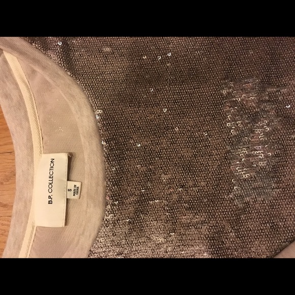 Sweater - Picture 3 of 3