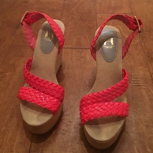 Halston Heritage Pink wedges