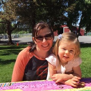 Meet your Posher, Jeanine