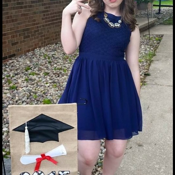 Francesca's Navy blue daisy dress