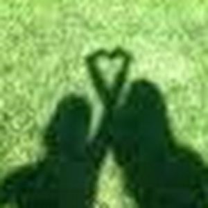 Meet your Posher, Iris