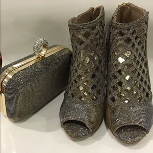 Matching shoes and clutch set