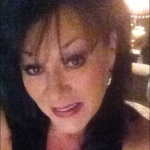 Meet your Posher, Janet