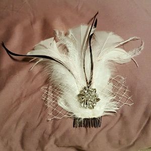 Feathered hair fascinator