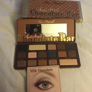 TRADE TOO FACED Semi sweet chocolate bar