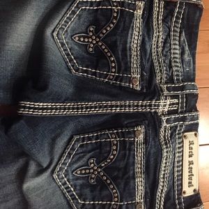 26 Becky Easy Capri