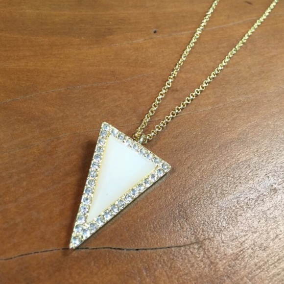 C014 - Picture 2 of 3