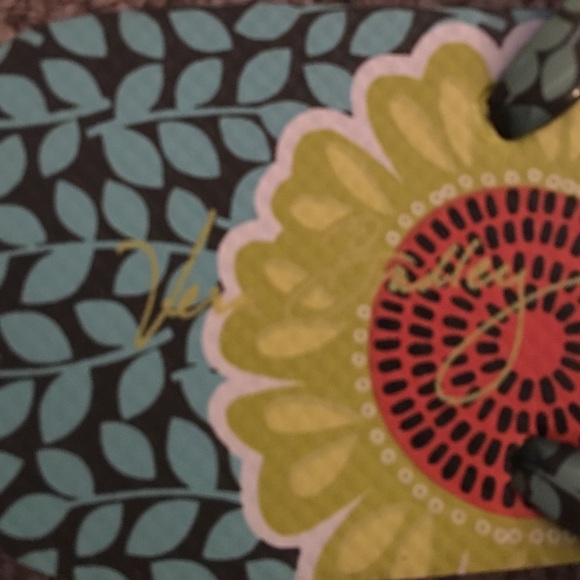 A pair of Vera Bradley flip flops- WORN ONCE! - Picture 2 of 2