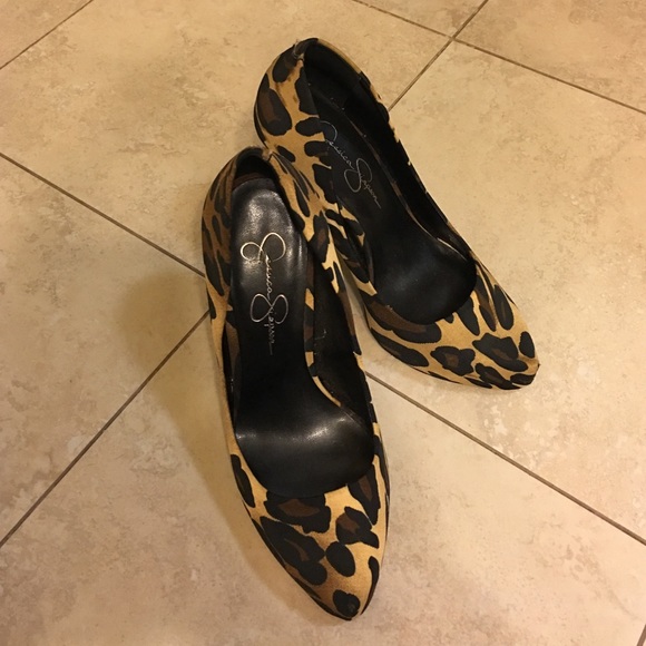 Jessica Simpson animal print pumps