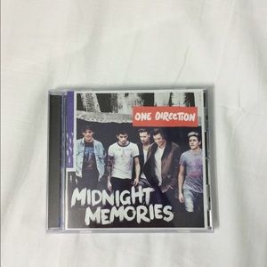 1D midnight memories album