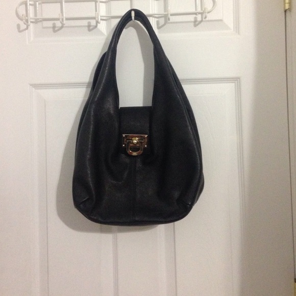 AUTHENTIC DKNY leather purse rare
