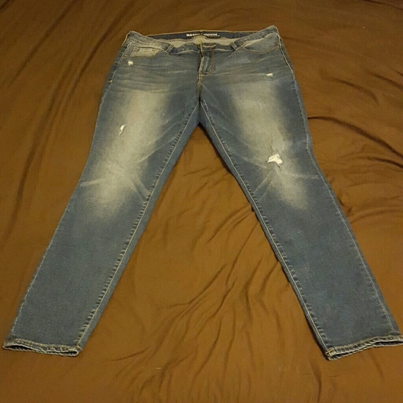 Old Navy Mid-Rise Rockstar jeans