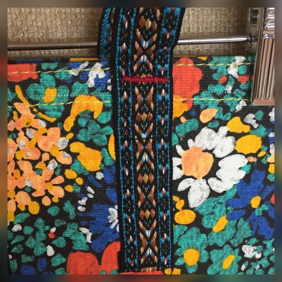 Innisfree Kra tote bag - Picture 4 of 4