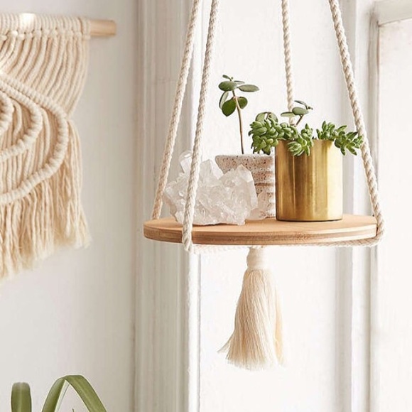 Plant hanger