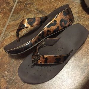 Volatile flip flops.
