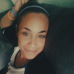 Meet your Posher, Takelia