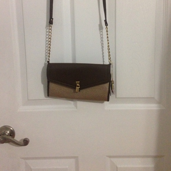 BRAND NEW Jessica Simpson cross body purse!
