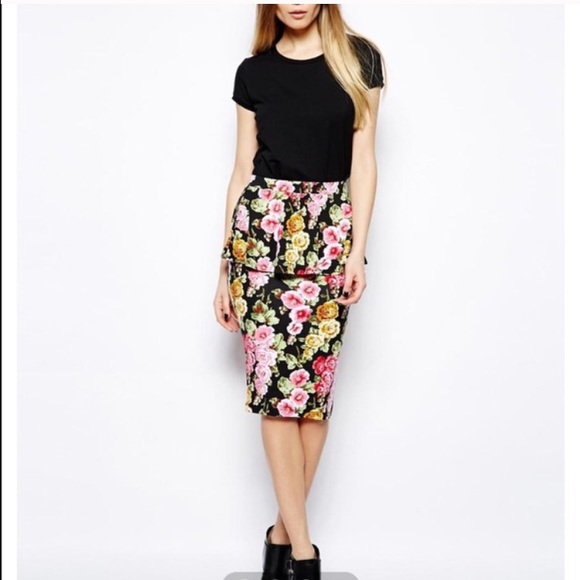 Asos skirt new floral skirt🌸🌸