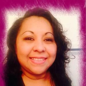 Meet your Posher, Claudia