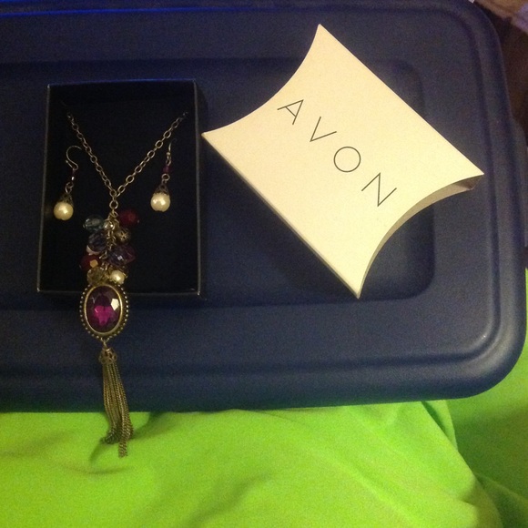Necklace and Earring Set