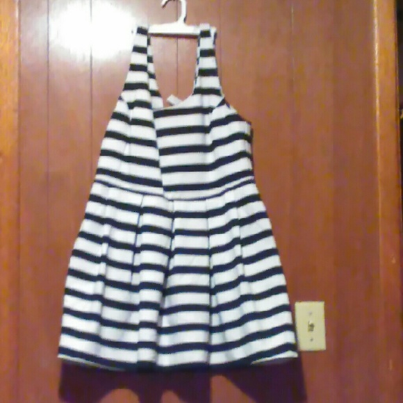 Black and white stripped dress
