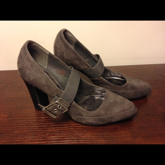 Vera Wang - Simply Vera Shoes