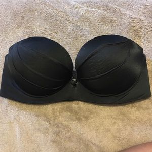 VS Padded Strapless Bra