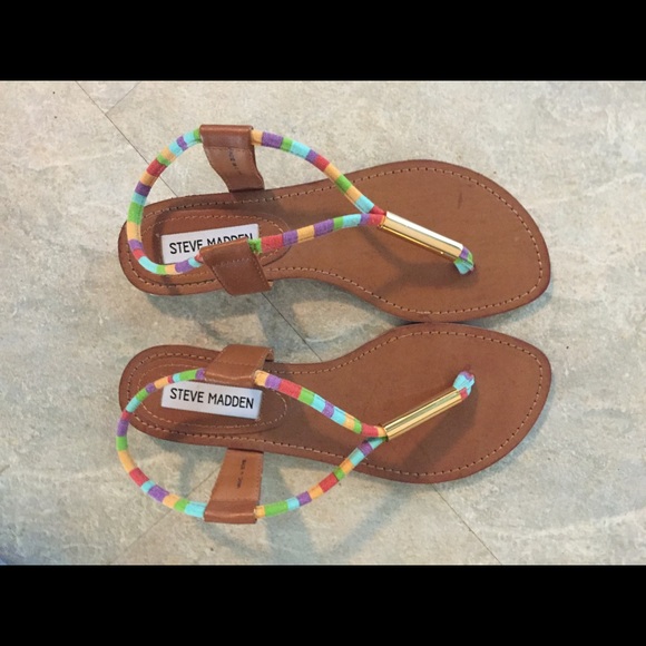 Steve Madden size 6 sandals!