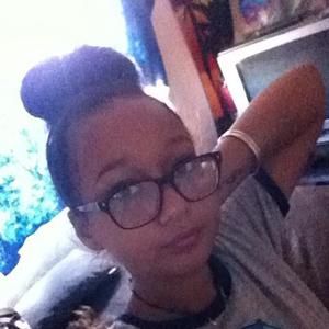 Meet your Posher, Raelynn