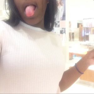 Meet your Posher, Regina