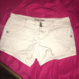 white jean shorts