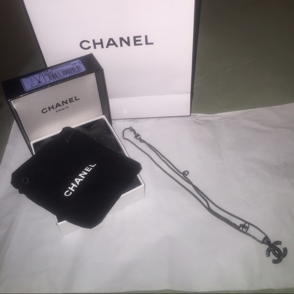 CHANEL Jewelry - CHANEL necklace