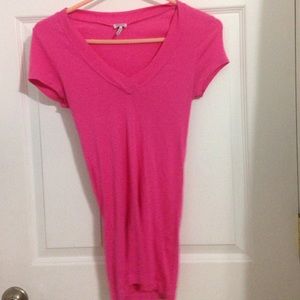 Bright pink v beck from spendid! Banana for views